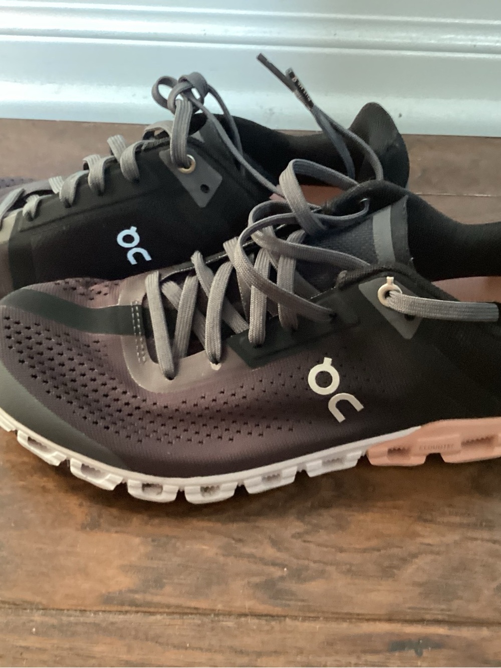 On Running Cloud X 3 Sneakers Womens 8 Black Rose Athleisure Running Shoes - Picture 9 of 9